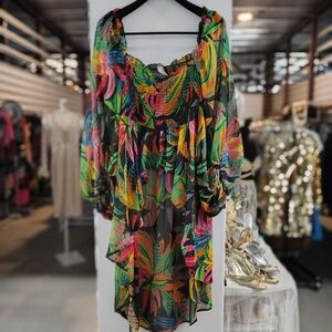 LIVE 4 Truth Multi-color Off-the-Shoulder Smocked Hi-Low Mini Dress | Size L